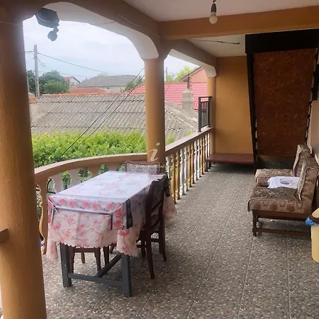 Casa Vergi Pensión *